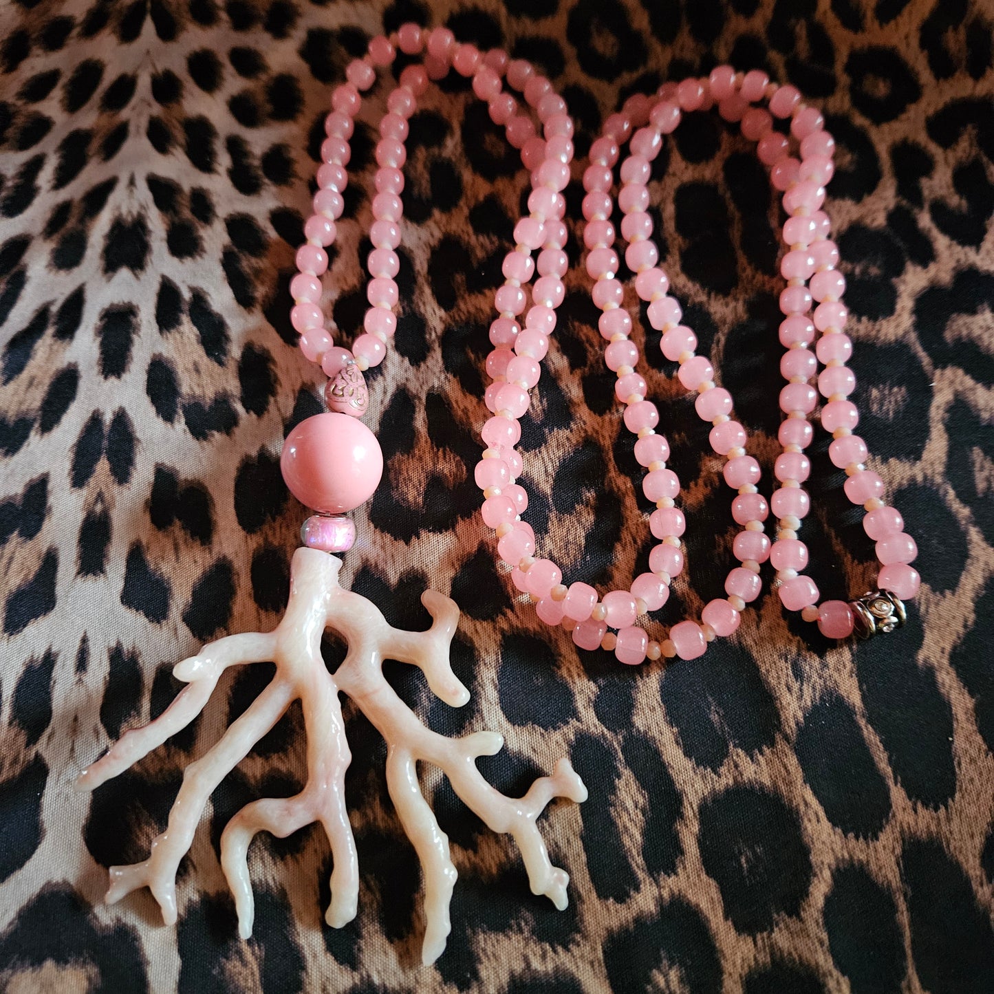 Halskette Perlen Rosa mit Anhänger