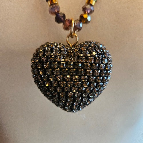 Halskette Glasperlen mit Herzanhänger Strass