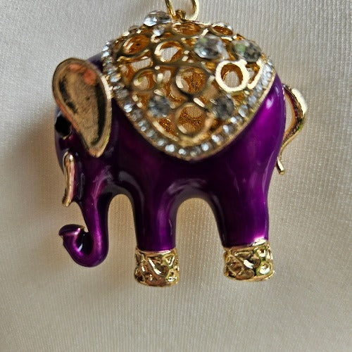 Halskette Perlen mit Strass Anhänger Elefant lila