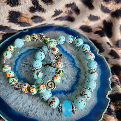 Armbänder hellblau Perlen