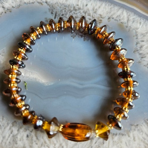Armbänder glas braun