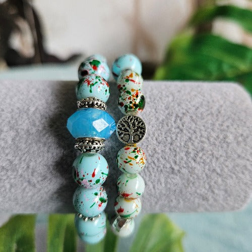 Armbänder hellblau Perlen