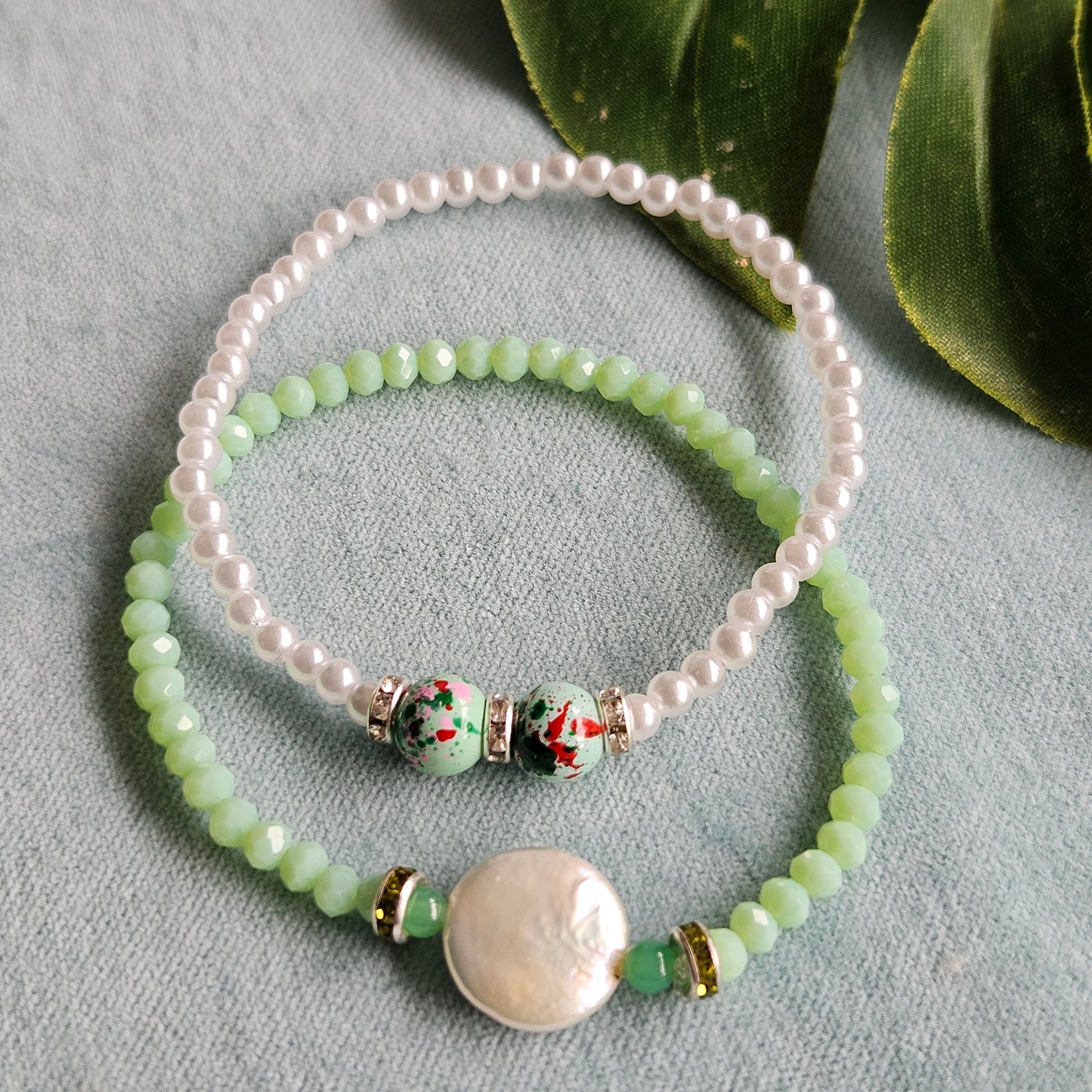 Armbänder mit echten Perlen