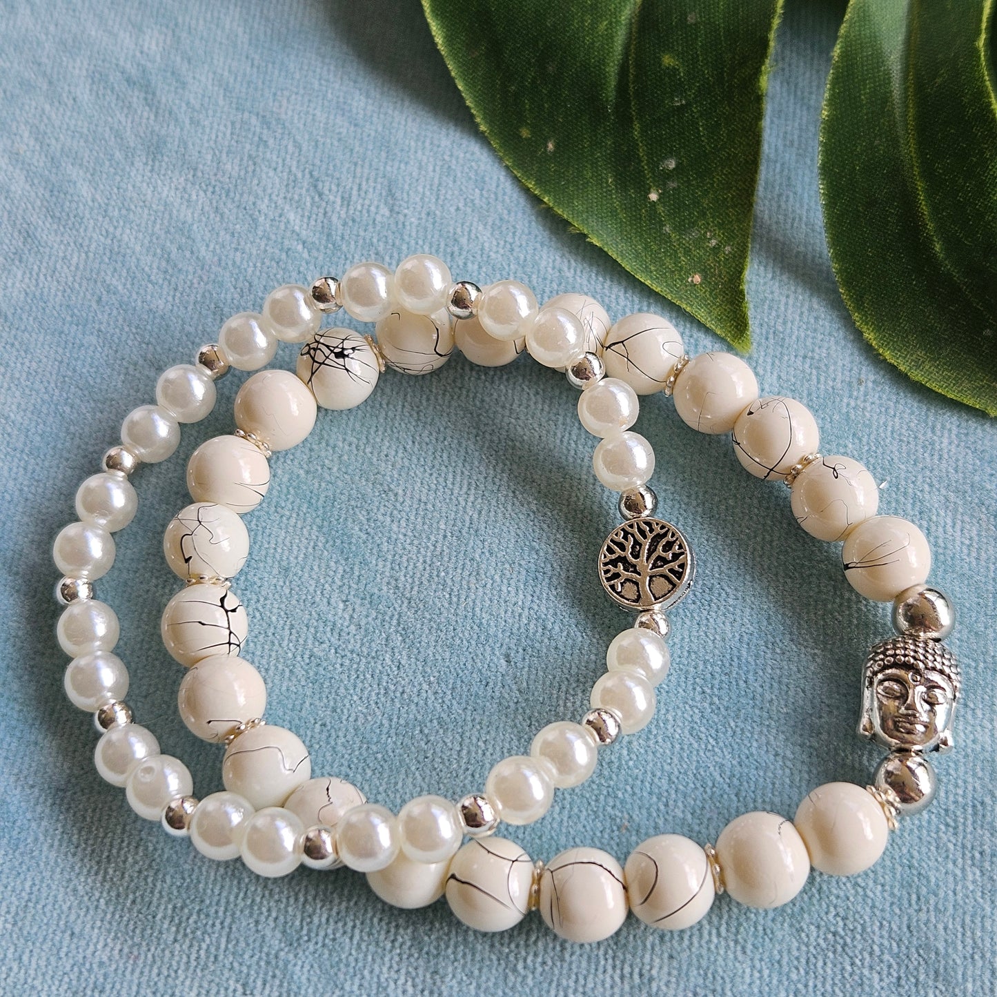 Armbänder Perlen weiß
