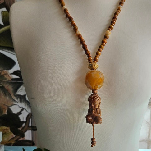 Kette braun mit Anhänger