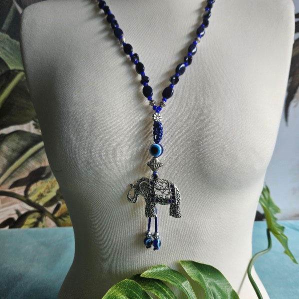 Halskette Perlen blau mit sehendes Auge Blau