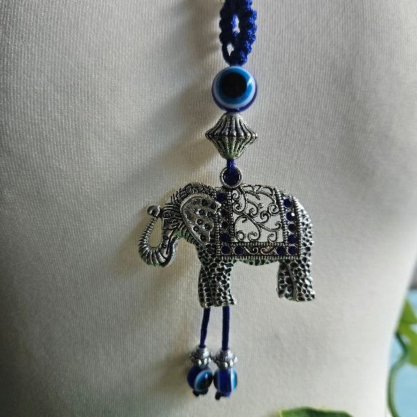Halskette Perlen blau mit sehendes Auge Blau