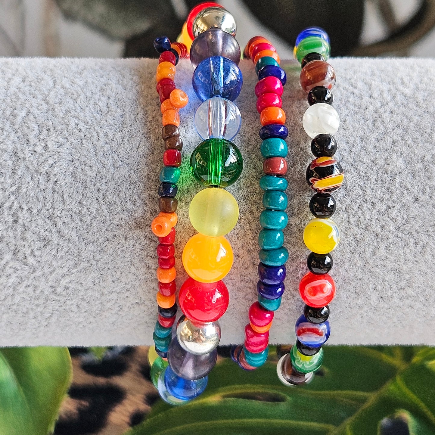 4 Bunte Perlenarmbänder Bohemian Style