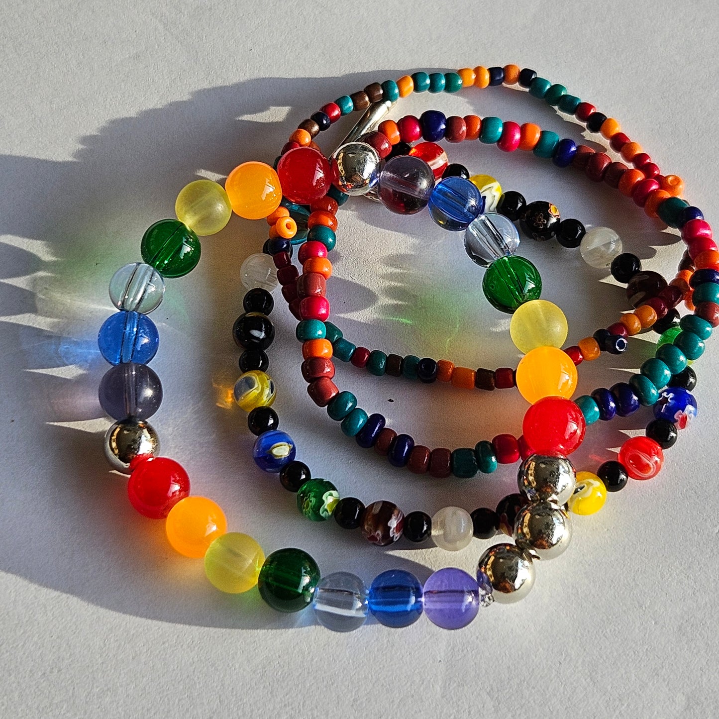 4 Bunte Perlenarmbänder Bohemian Style
