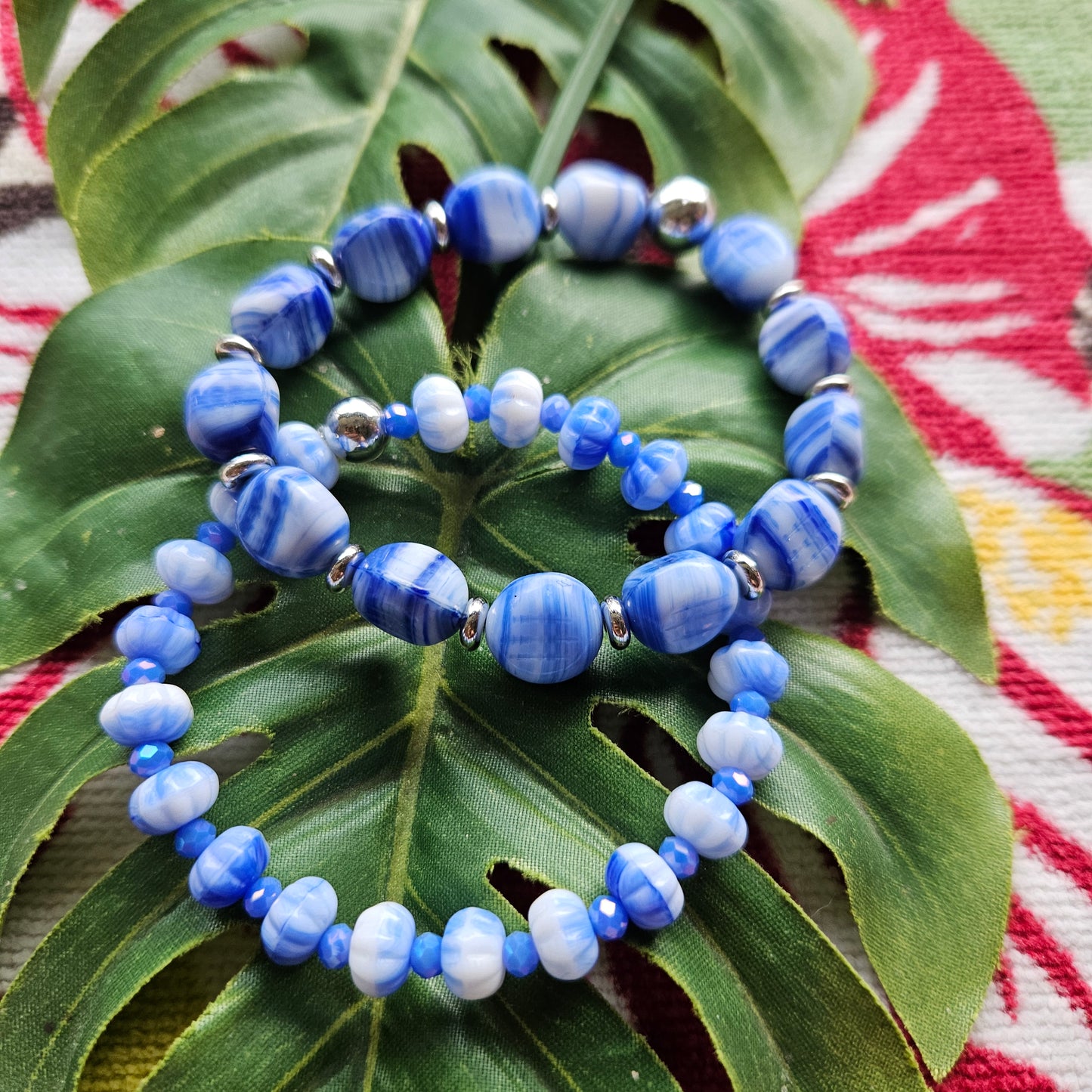 Perlenarmbänder Stein Blau/Weiß 2 Stück