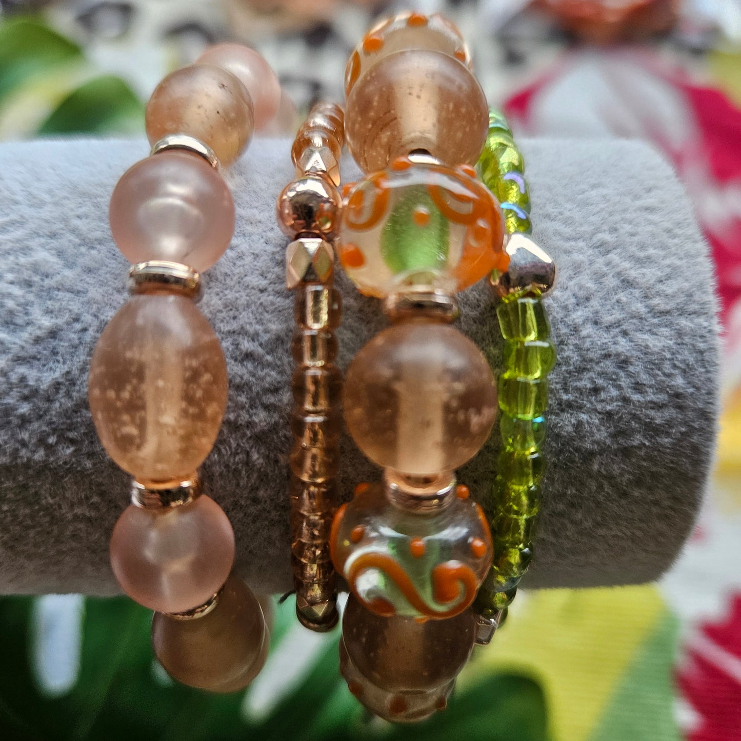 Glasperlen Armbänder 4 Stück Rose mit Grün