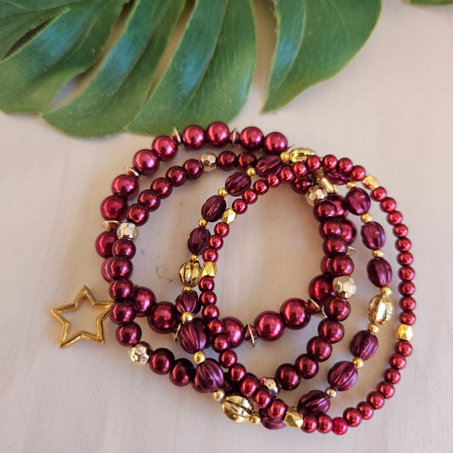 Perlenarmbänder Rot 4er Set