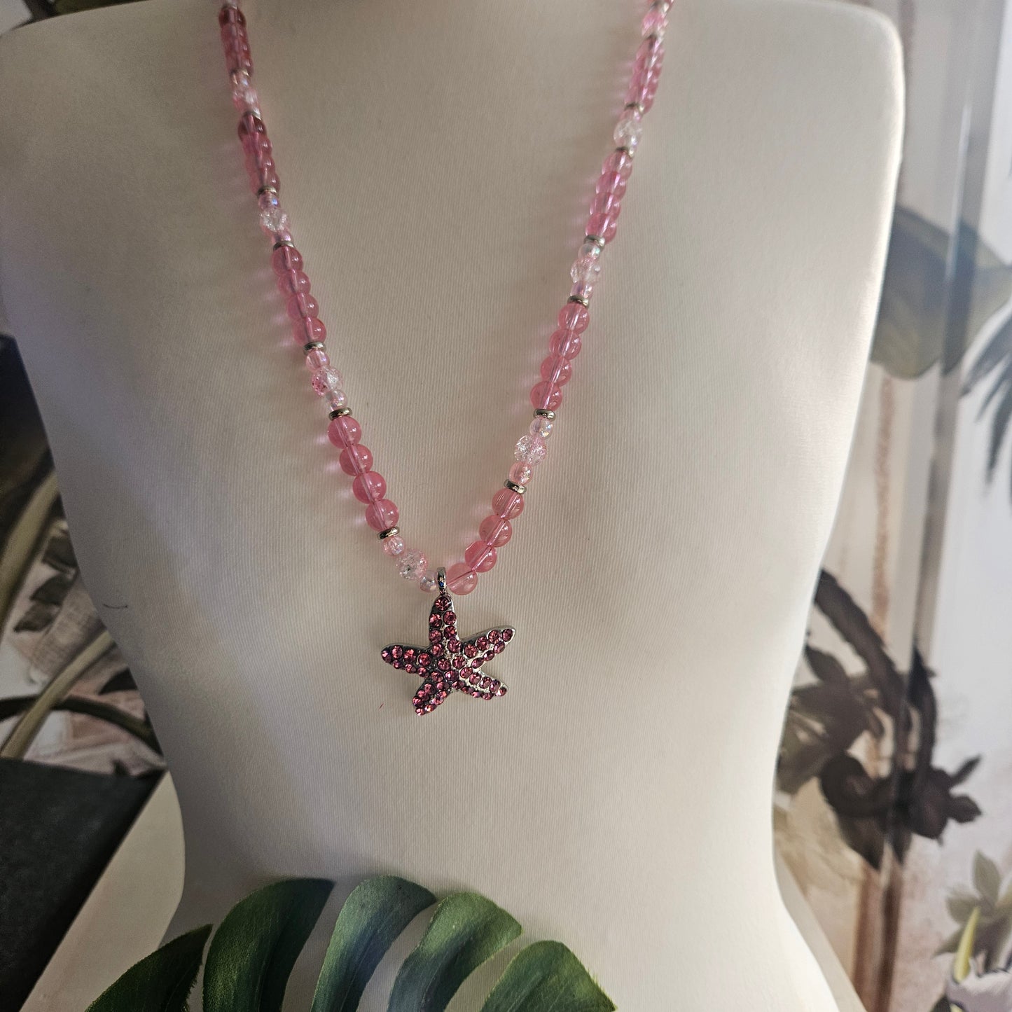 Halskette mit Rosa Perlen Seestern mit Strass