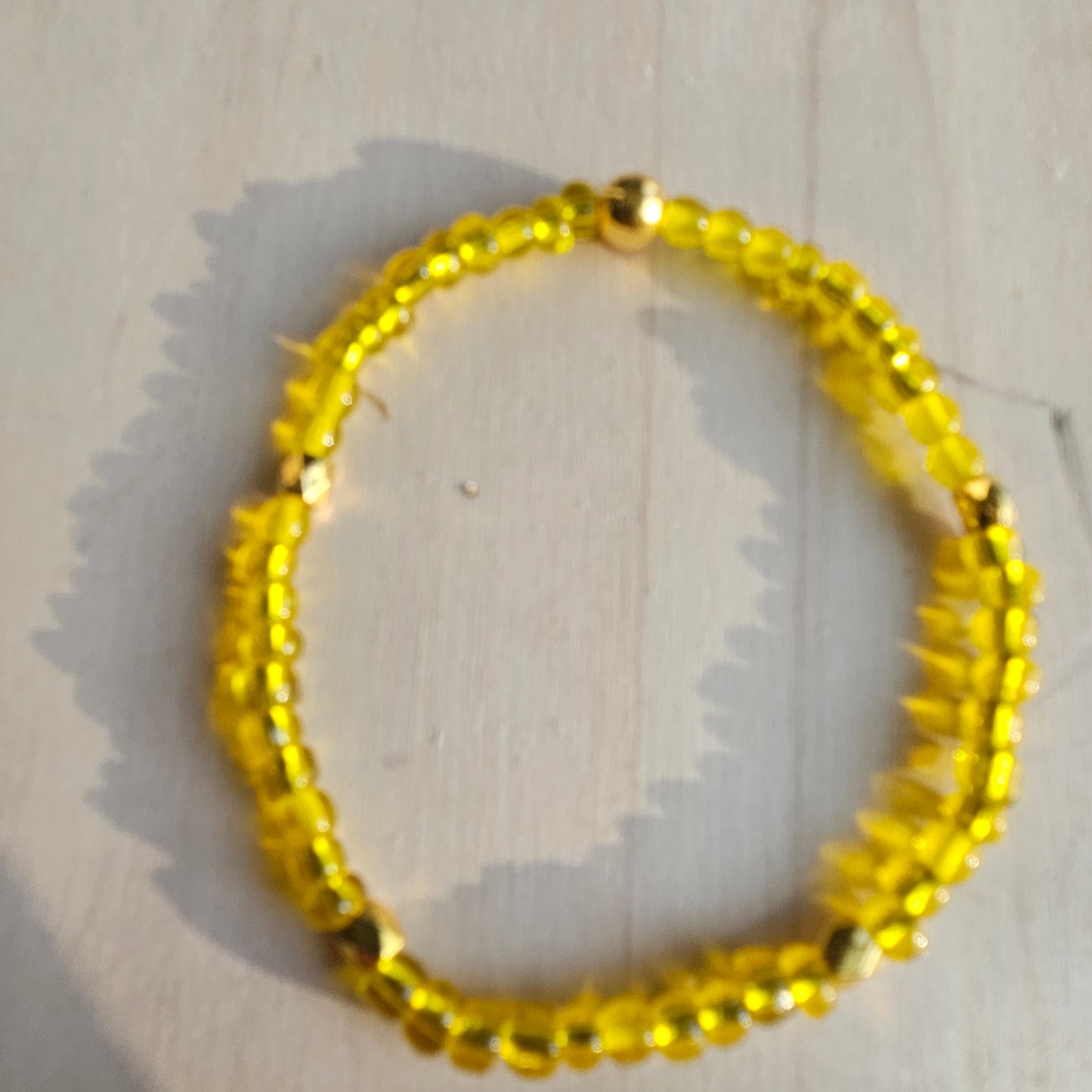 Armbänder Perlen Gelb mit Herz 3 er Set