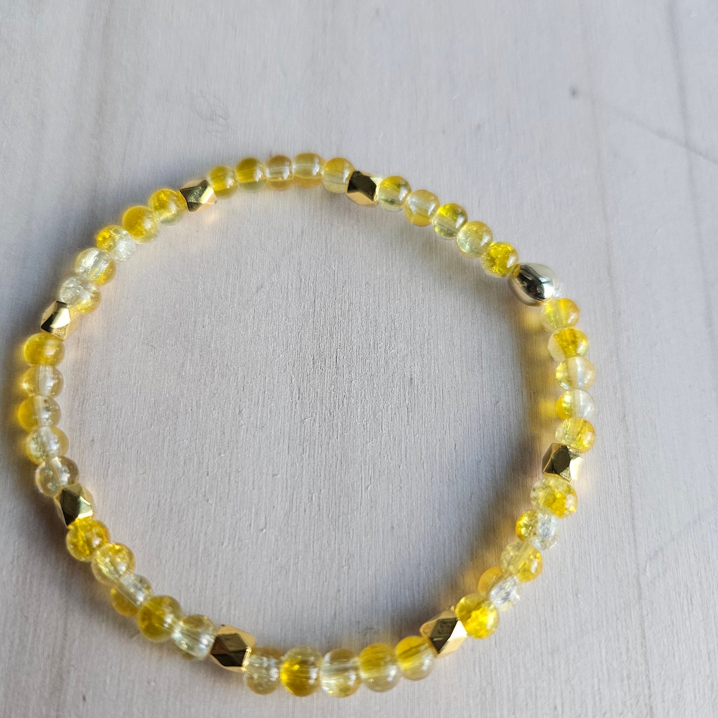 Armbänder Glas hellgelb 3 er Set mit Herz