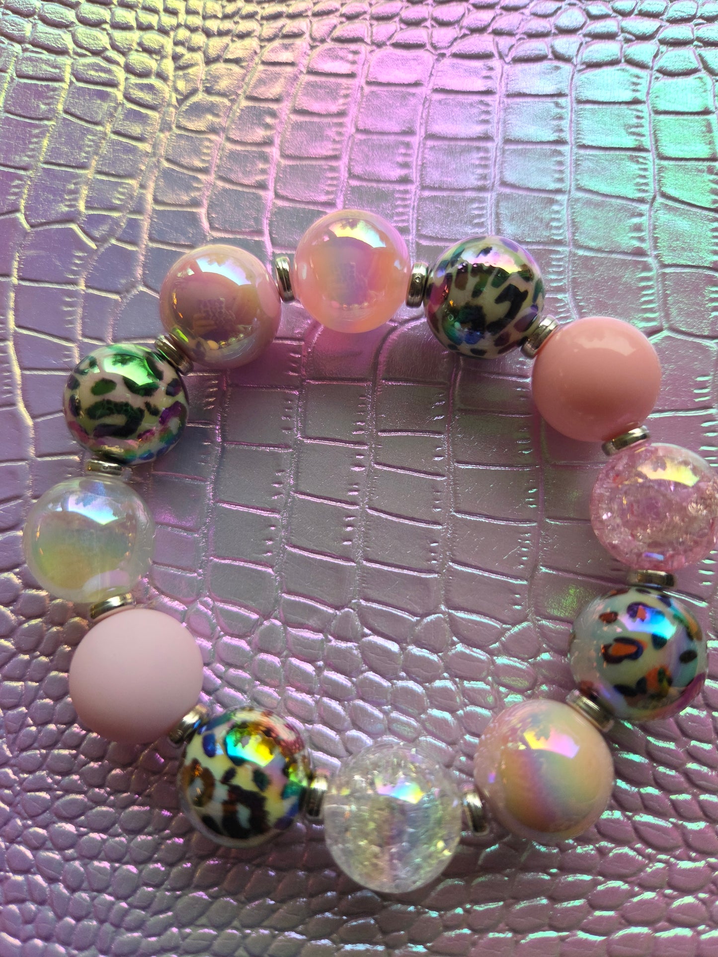 Armband Rosa Acryl UV Glitzer und Leopard Perlen