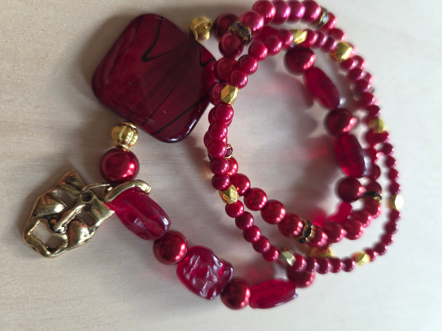 Armbänder 3 er Set Rot mit schönen Perlen
