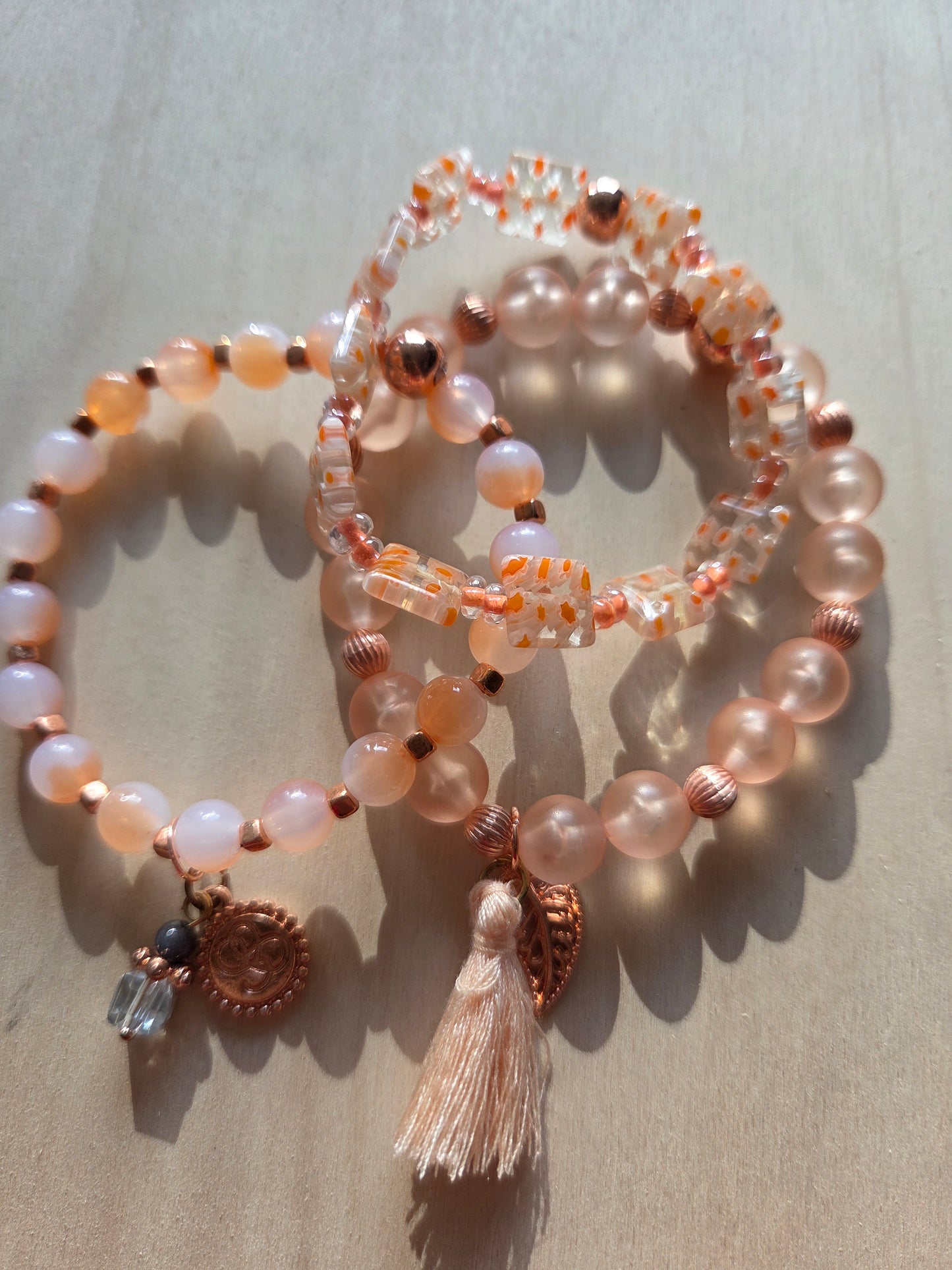 Armbänder Glasperlen mit Anhänger und Quaste