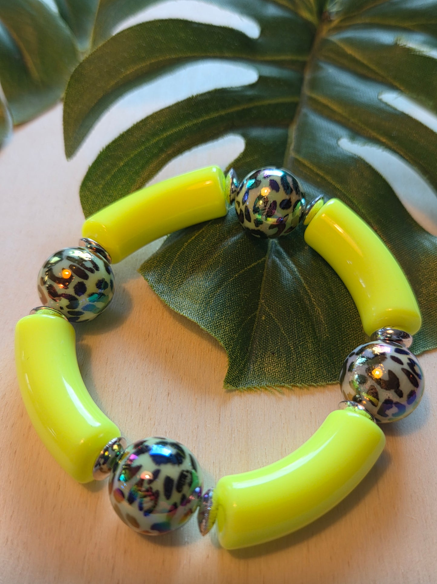 Armband Big Pearls mit Leo Kugeln gelb