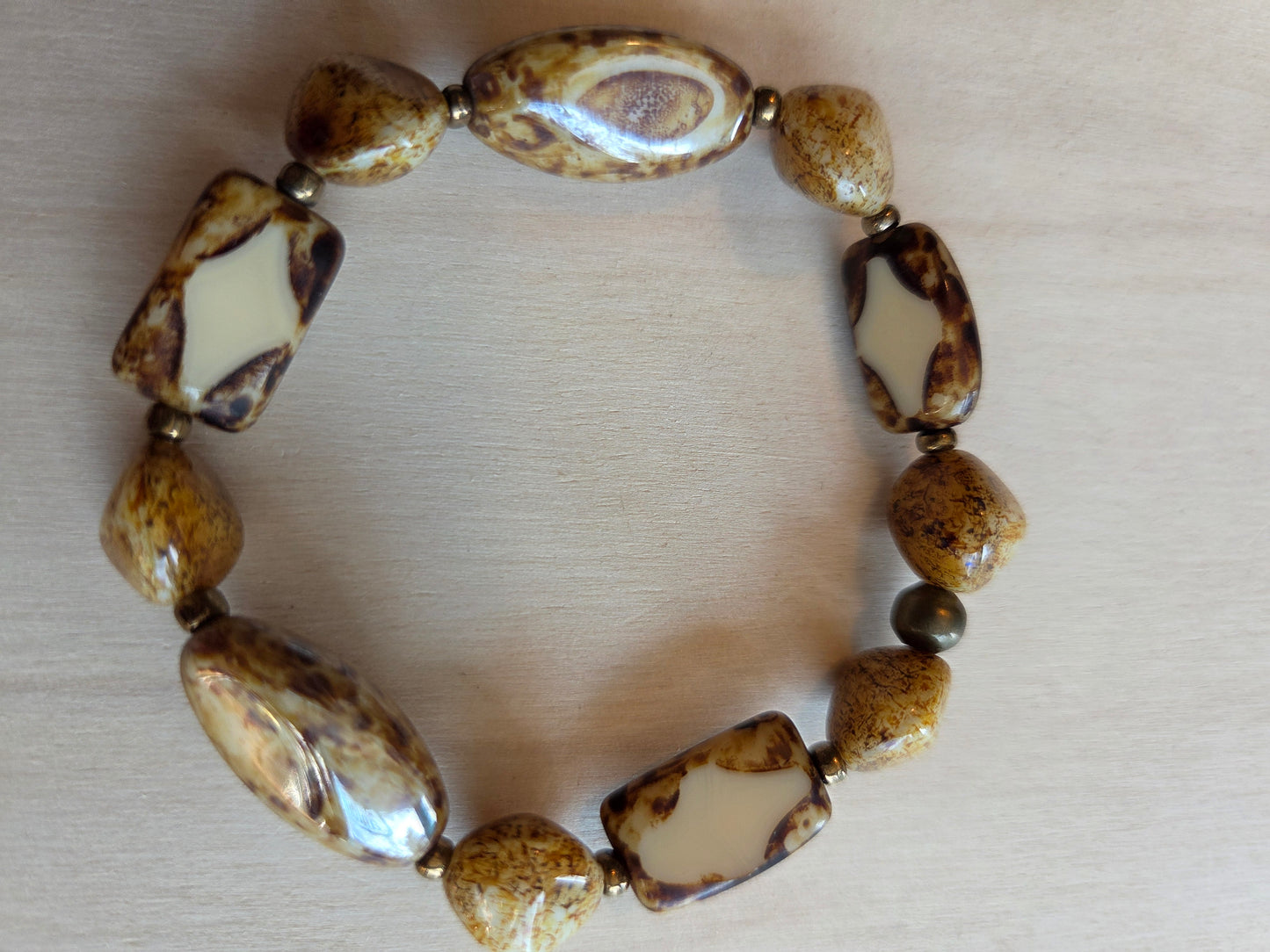 Armbänder Perlen braun 3 er Set mit Anhänger