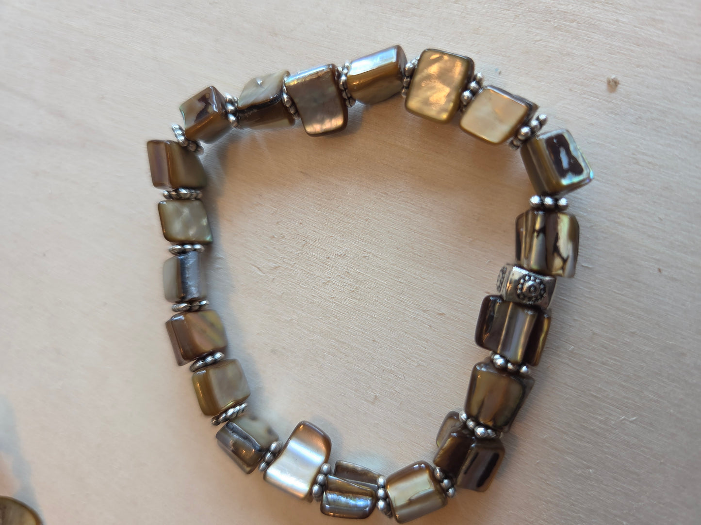 Armbänder Perlen Perlmutt braun 3 er Set
