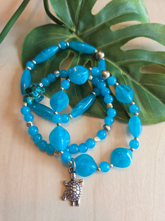 Armbänder Perlen hellblau  mit Schildkröten 3 er Set