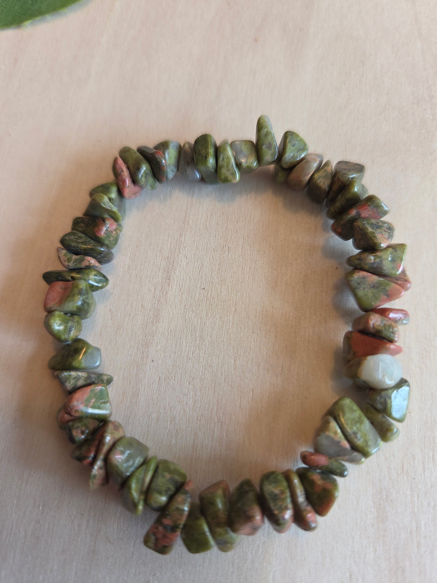 Armbänder Perlen grün mit Fischen