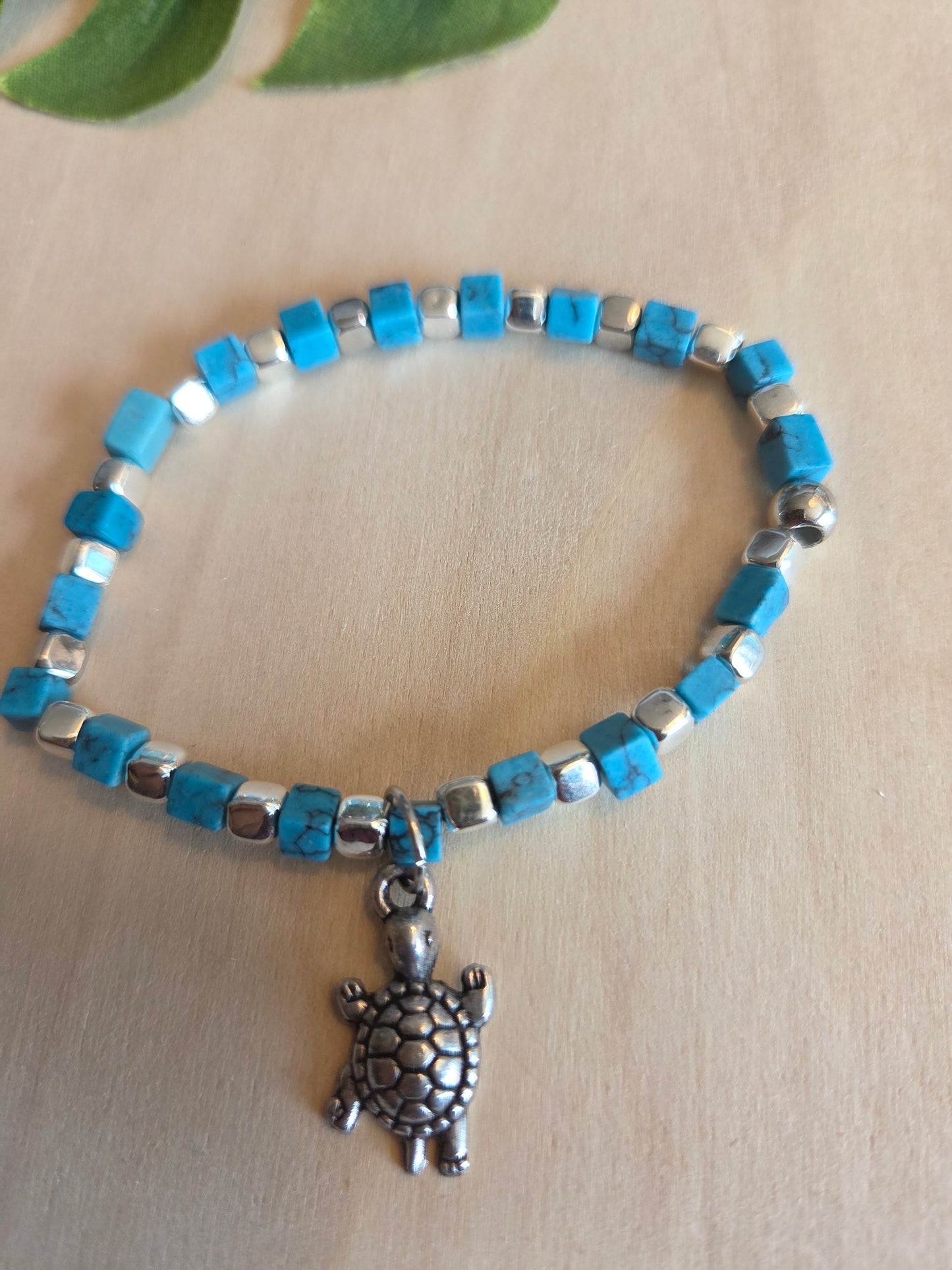 Armbänder Perlen Türkis mit Schildkröte