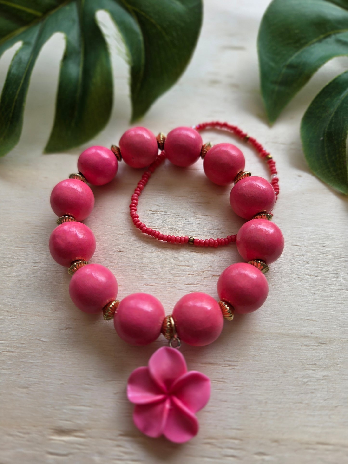 Armbänder mit Hibiskus Blüte