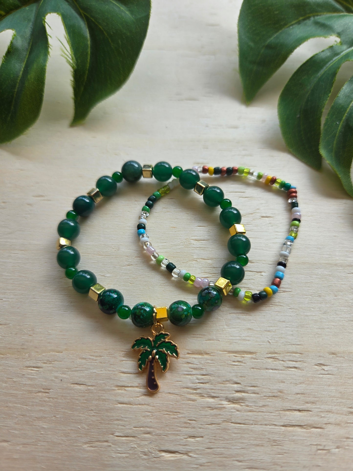Armbänder Grün mit AH Palme und Schildkröte 3er-Set