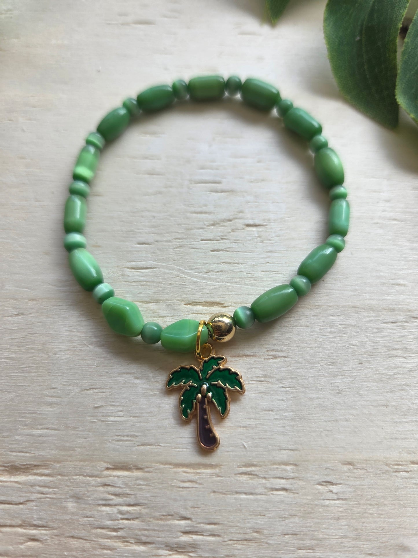 Armbänder grün mit AH Palme /Schildkröte 3 er-Set