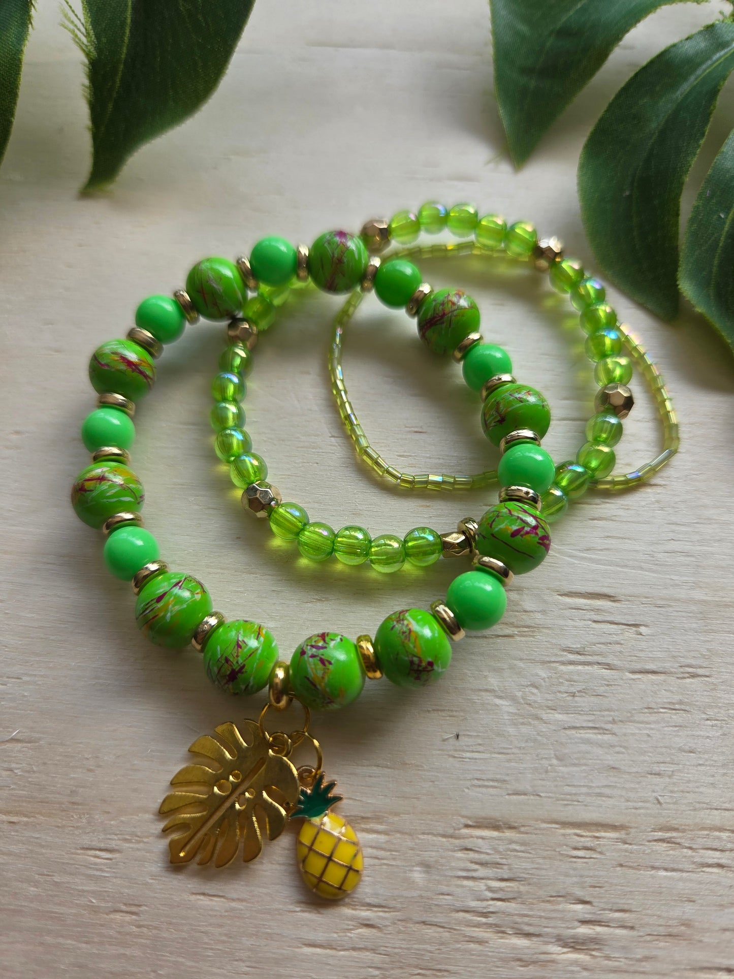Armbänder grün mit AH Ananas 3er-Set