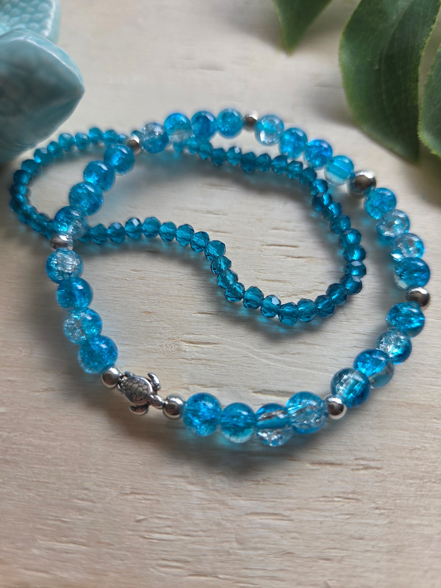 Armbänder mit AH Fisch Glas blau 3er-Set