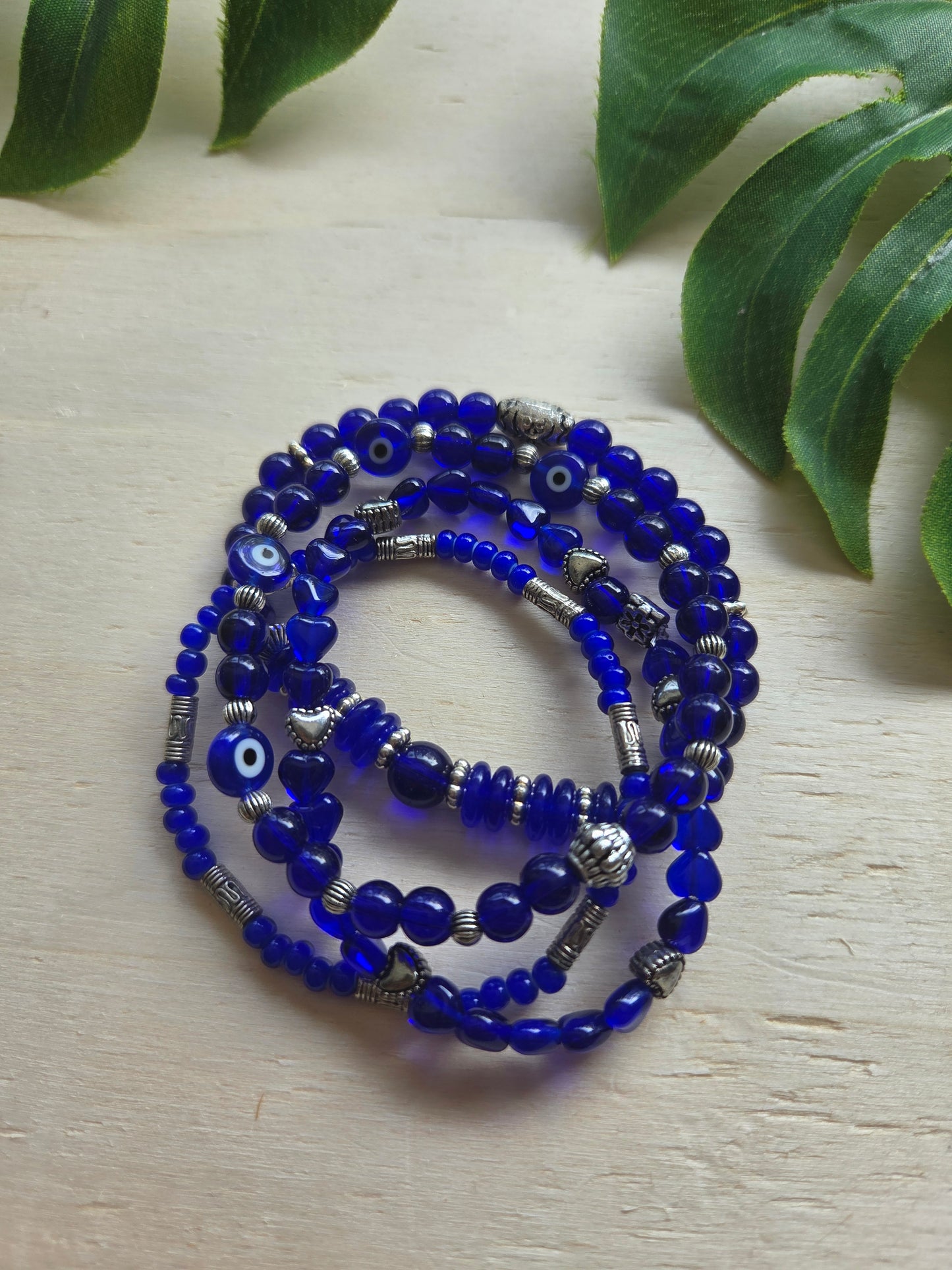 Armbänder Perle sehendes Auge blau 4er-Set