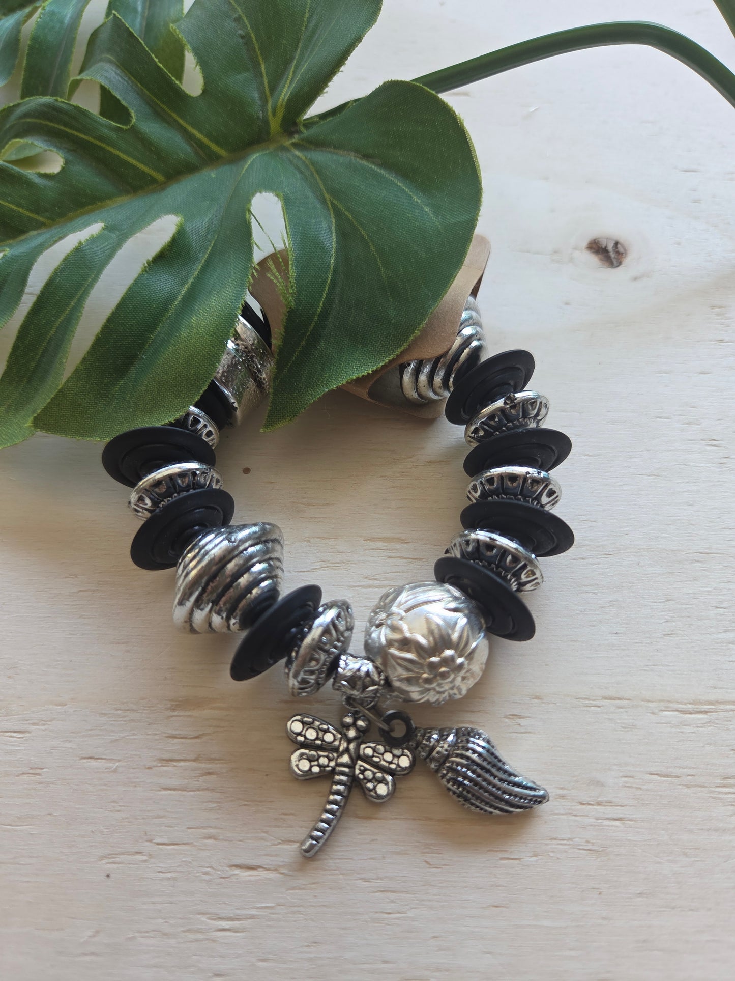 Armband Big Perlen schwarz/silberfarbig
