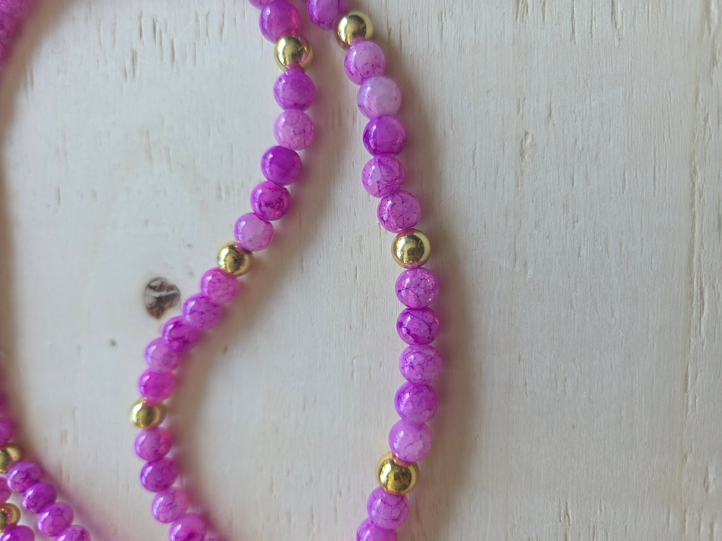 Halskette mit AH Quaste Pink