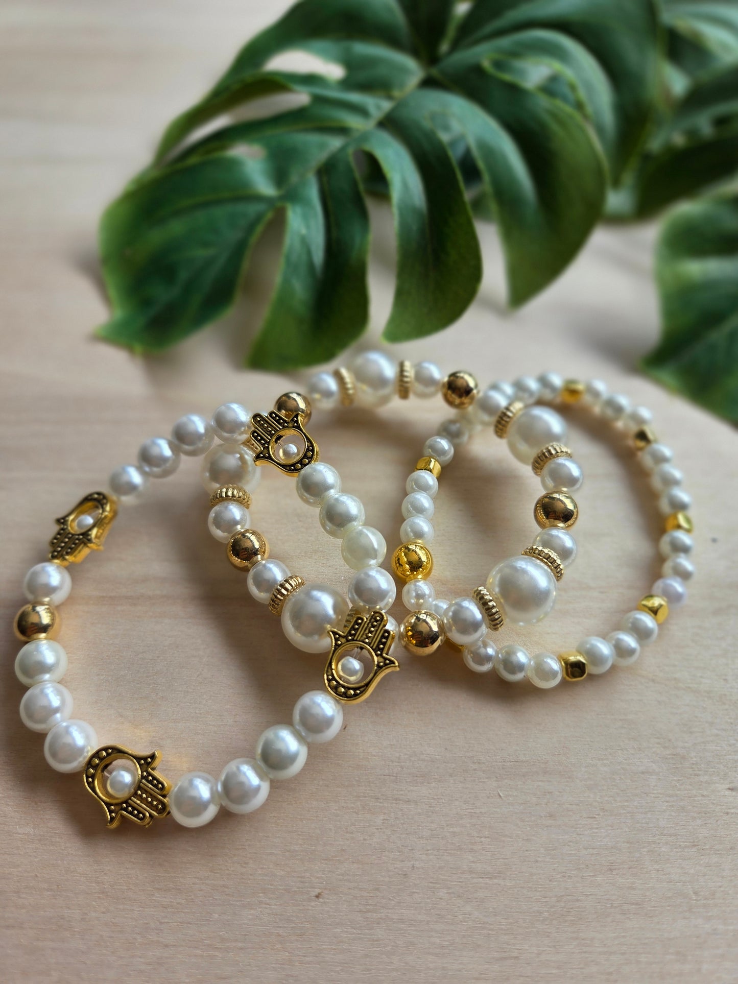 Armbänder mit sehendem Auge weiß 3er-Set