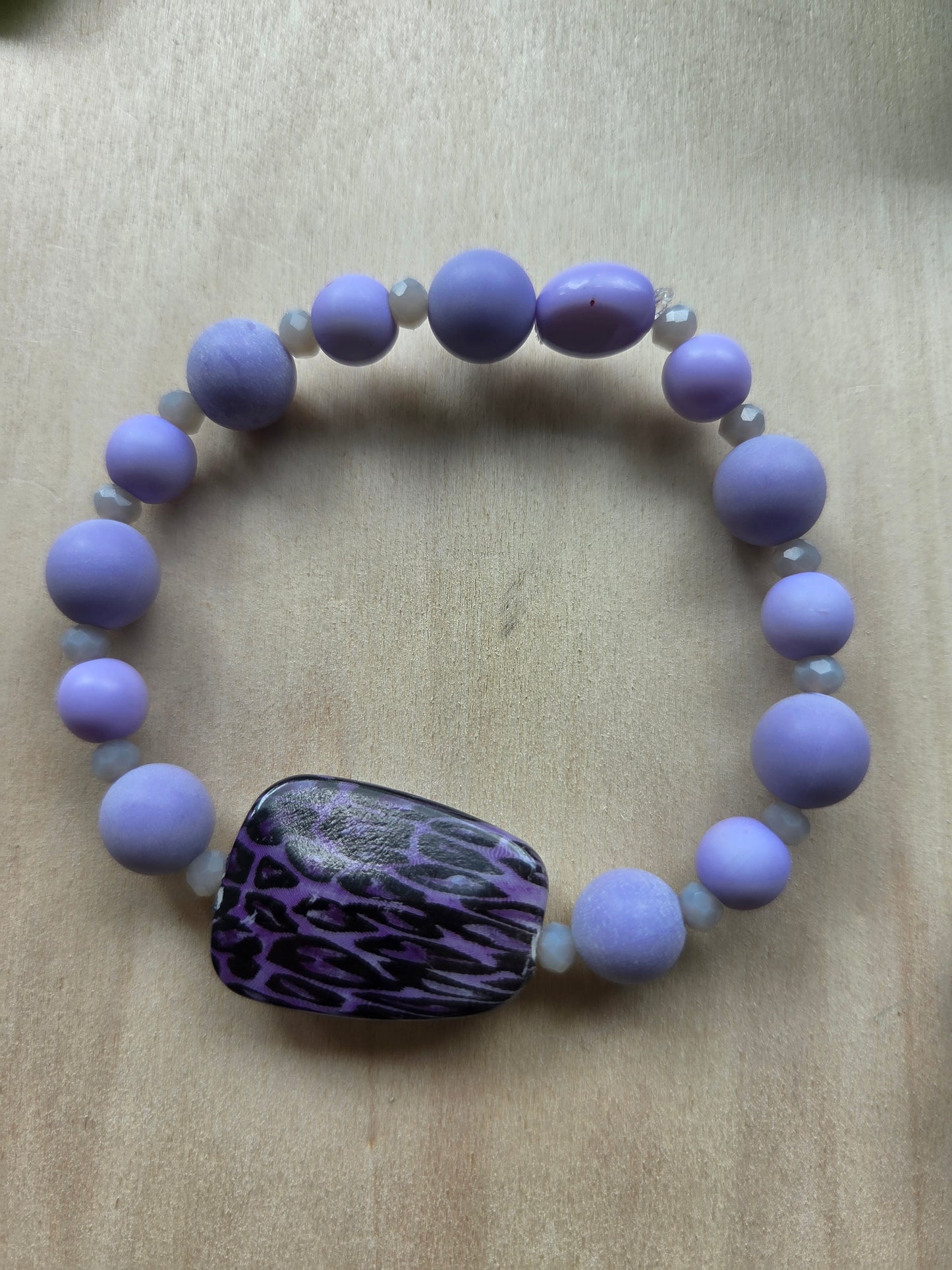 Armbänder mit Leo Perle Lila 3er- Set