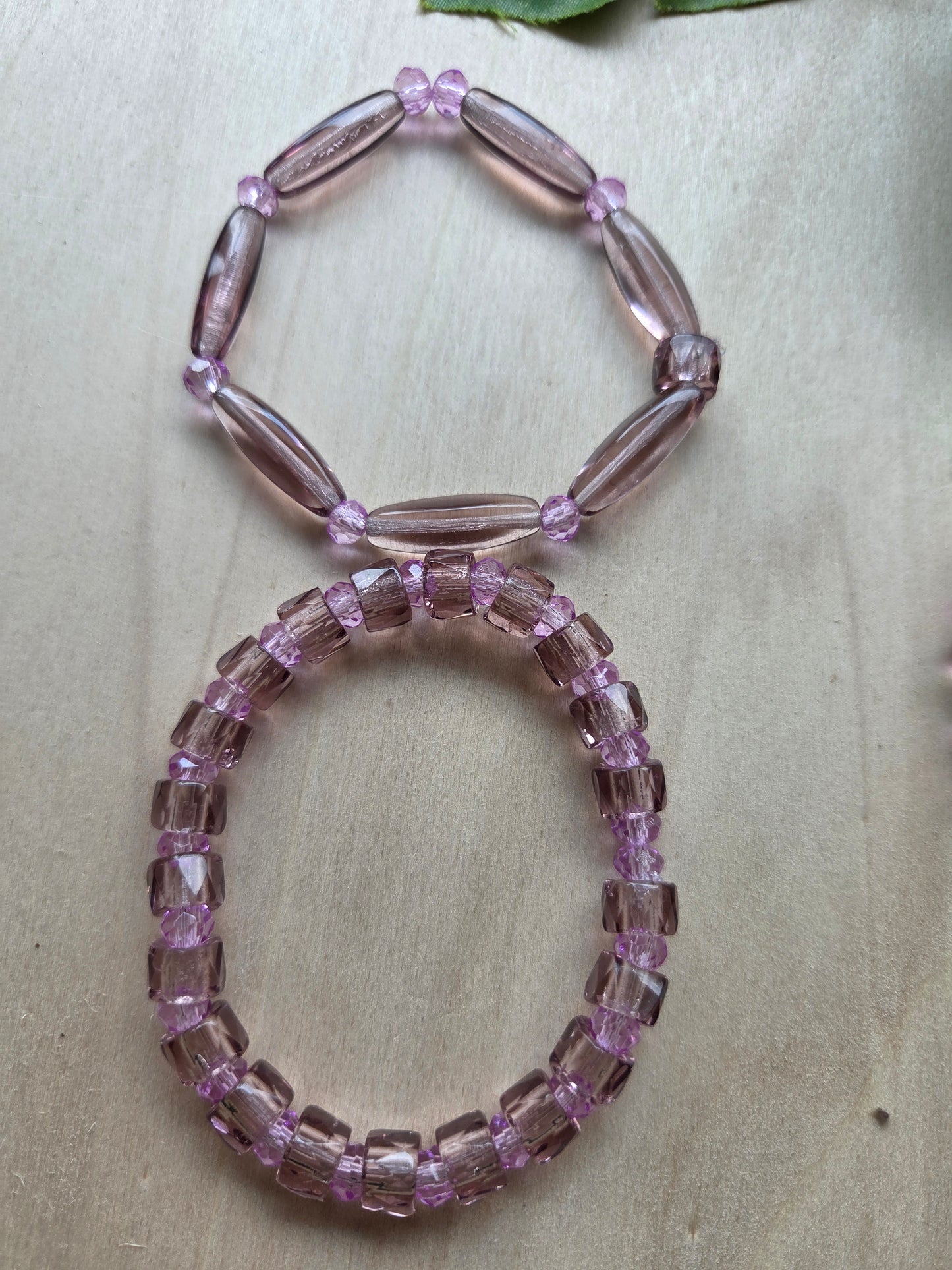 Armbänder Glas 3er- Set Flieder mit Muschel AH