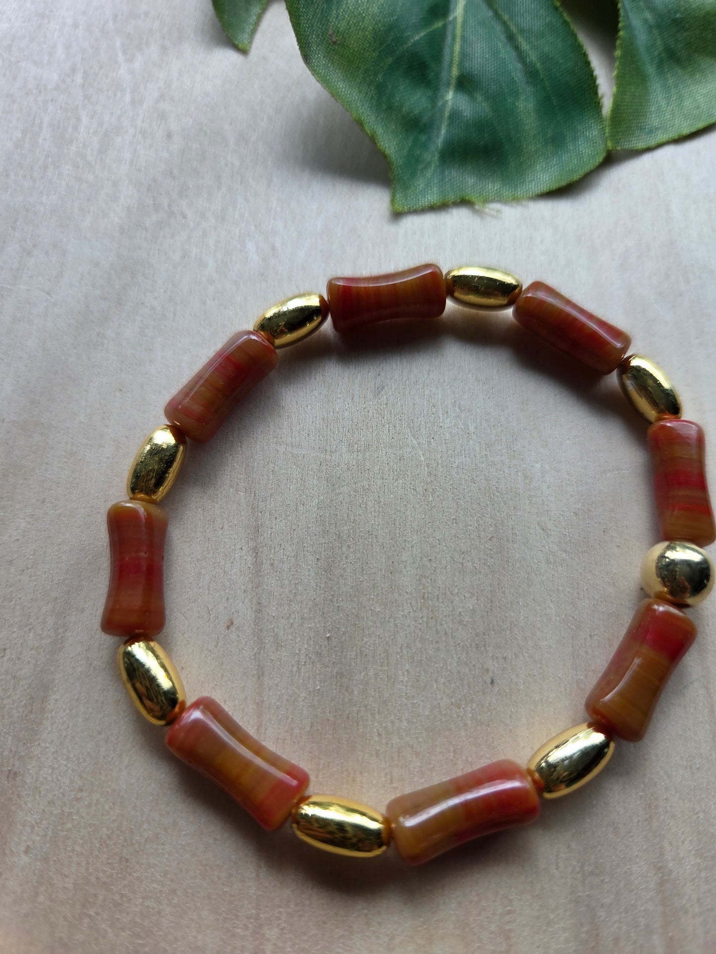 Armbänder mit Leo Kopf braun 4er- Set