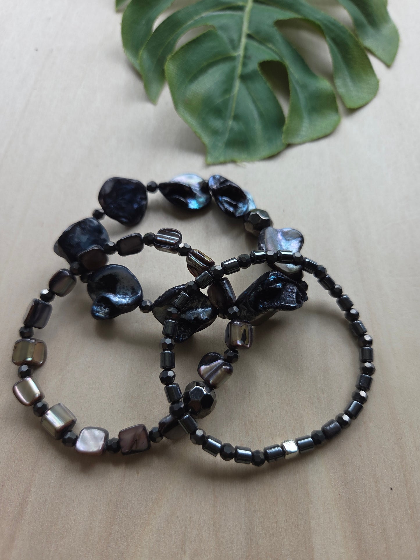 Armbänder grau Perlmutt 3er- Set
