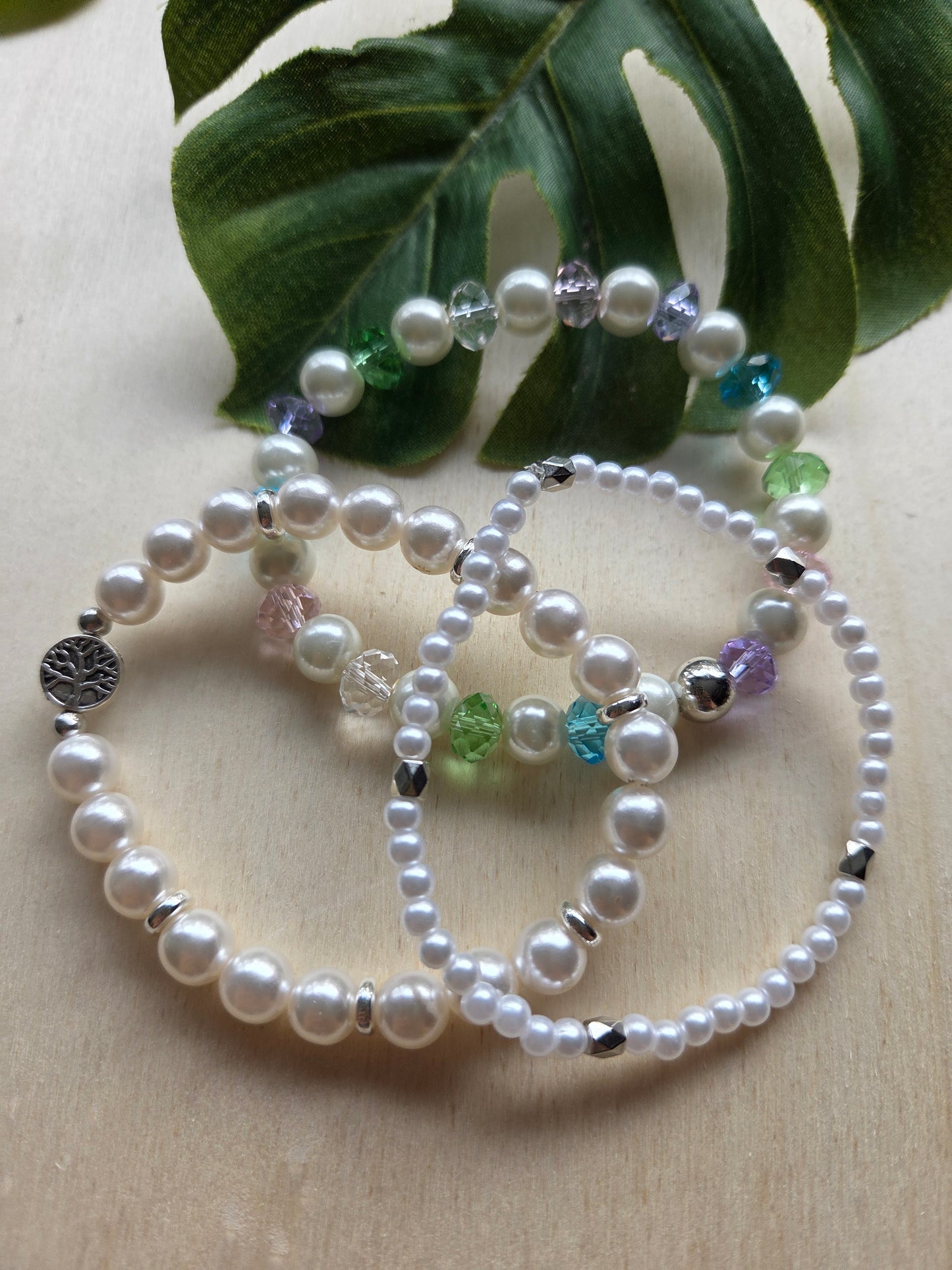 Armbänder weiß/bunt 3er- Set