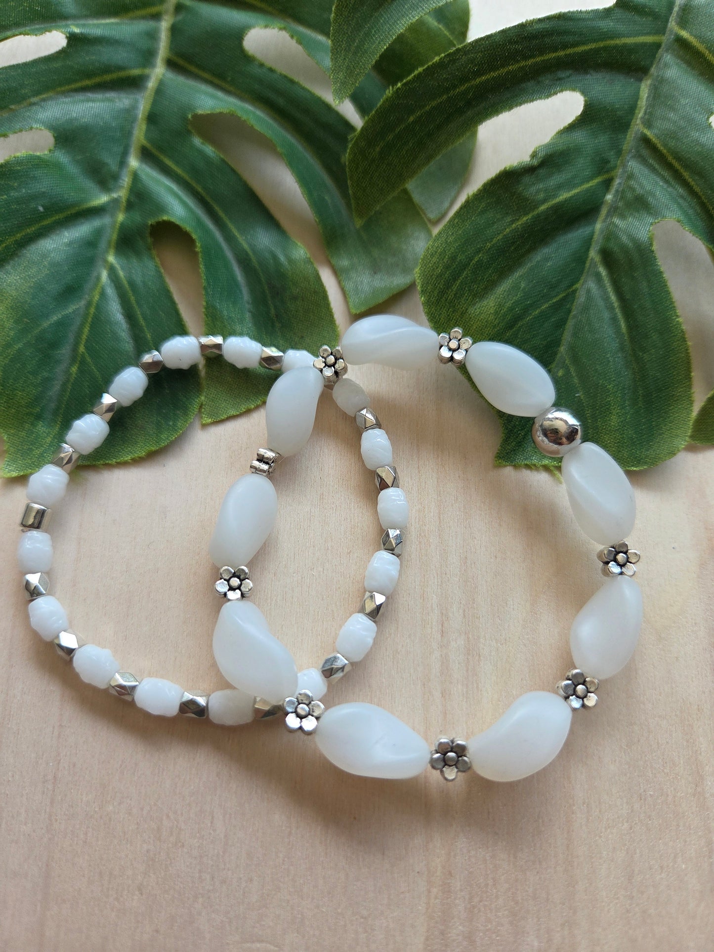 Armbänder Weiß mit Buddha 3er- Set