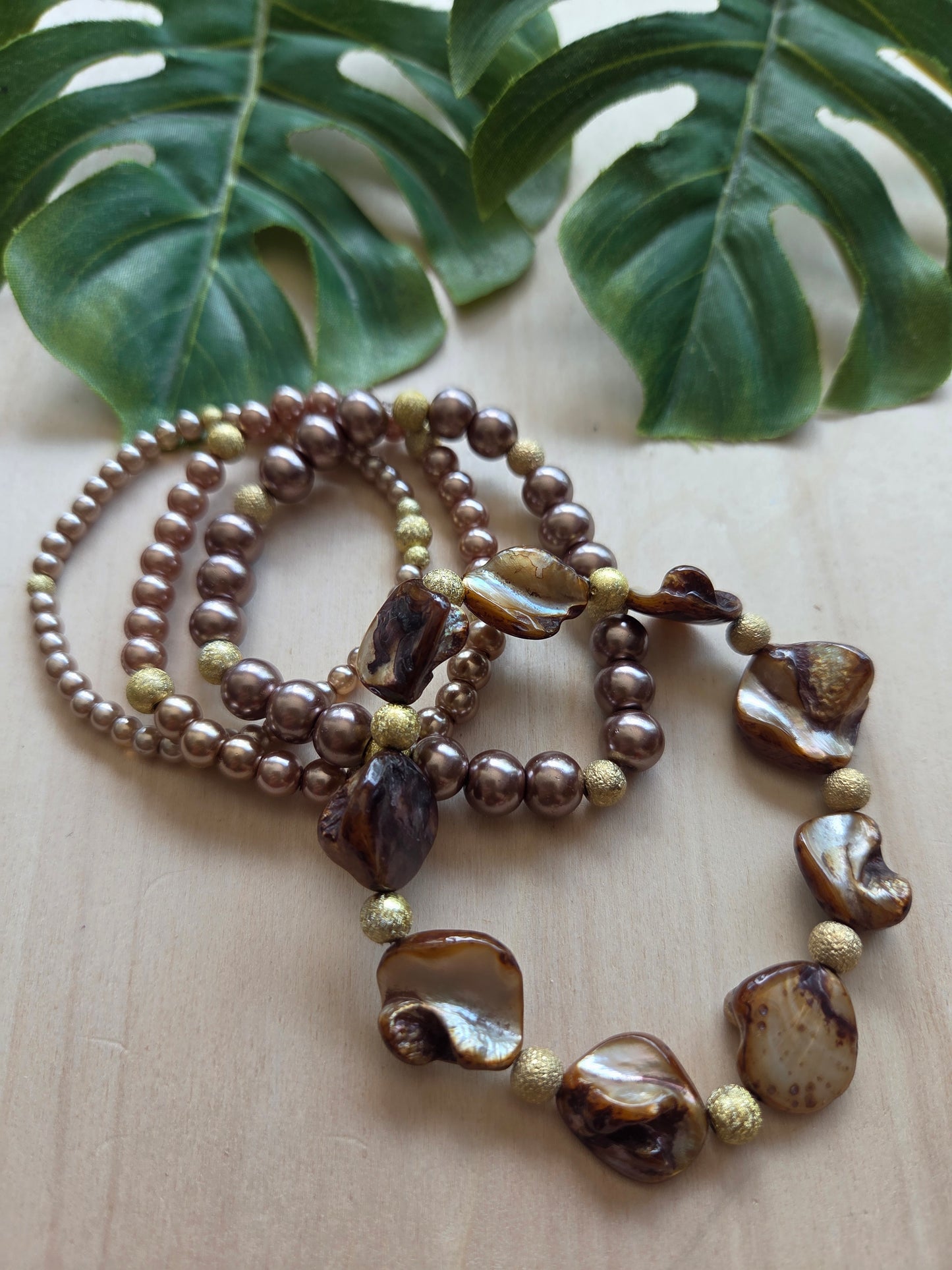 Armbänder Perlmutt/Wachs Perlen braun 4 er Set