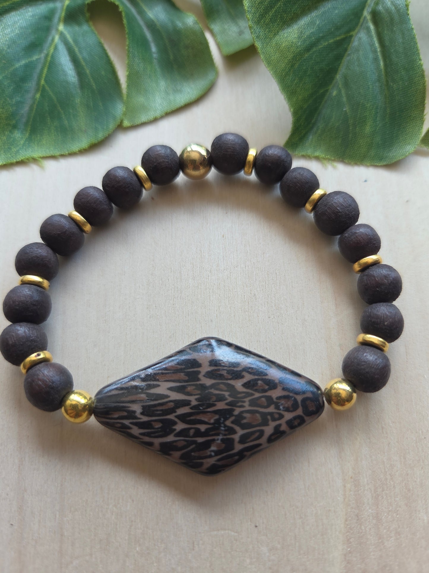 Armbänder Braun mit Leo Perle 3 er Set
