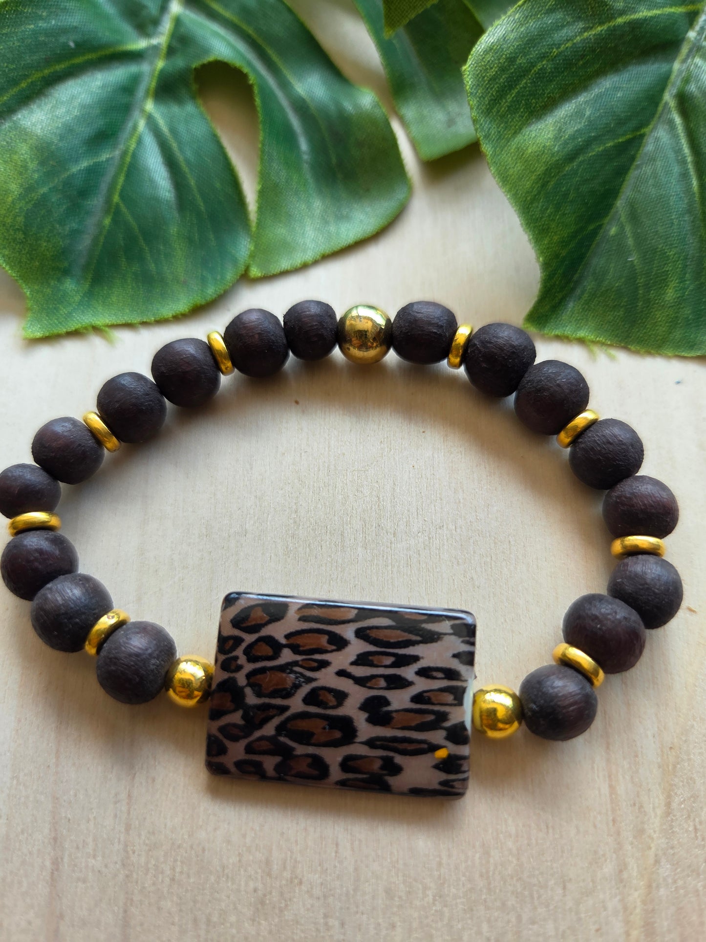 Armbänder braun mit Leo Perle 3 er Set