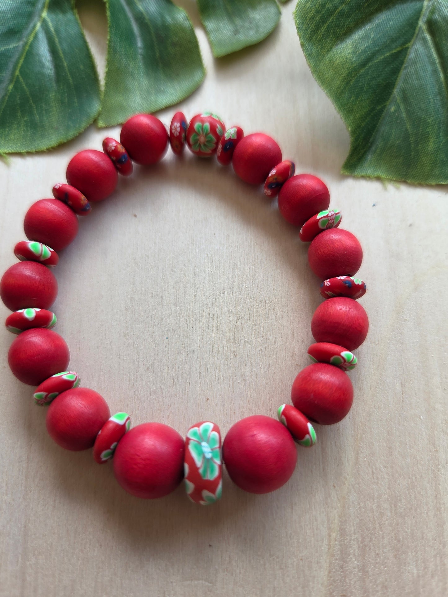 Armbänder Rot 4 er Set mit Blumen Perlen