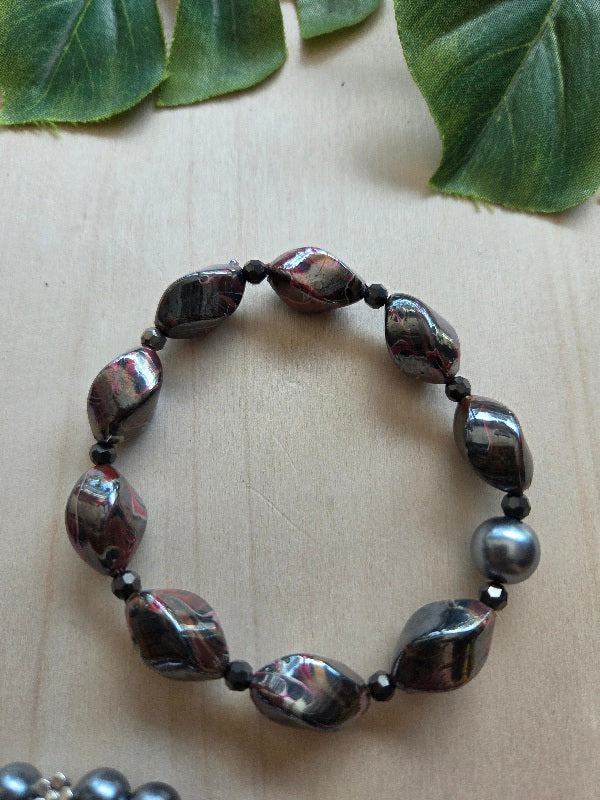 Armbänder grau 4 er Set schöne Perlen