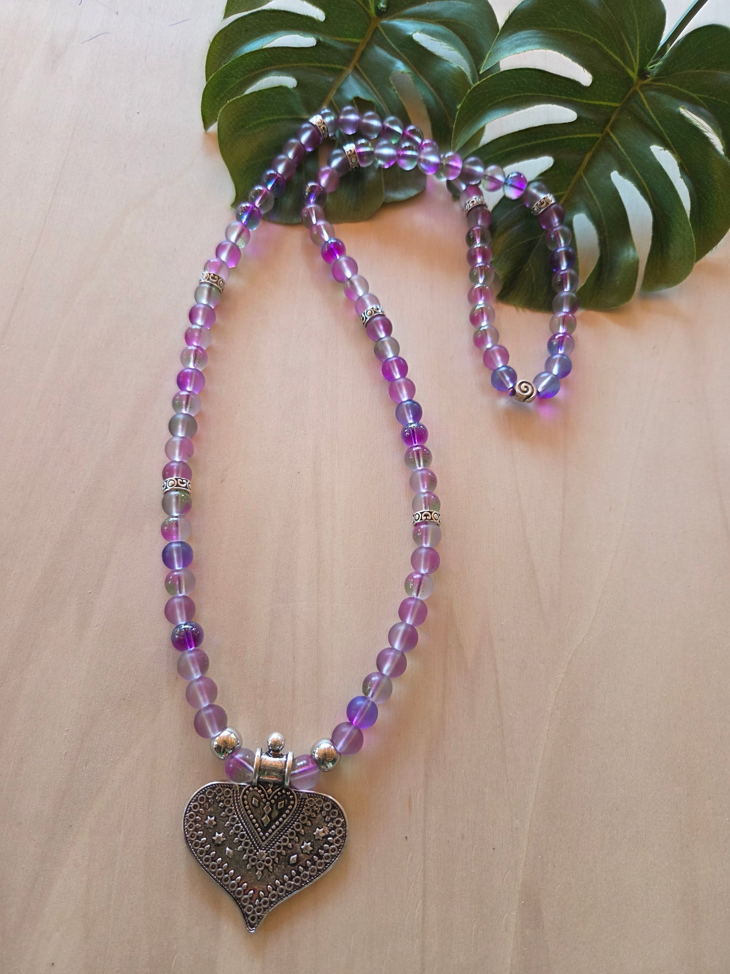 Halskette  Glas Lila  mit Herz AH