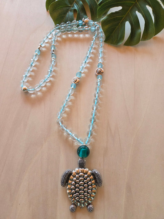 Halskette Glas Türkis mit AH Schildkröte